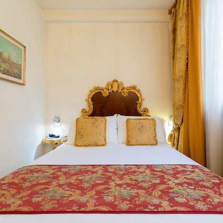 ヴェネツィア カ フォルトゥニ Bed & Breakfast エクステリア 写真